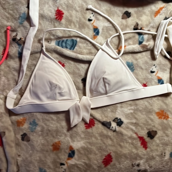 Victoria’s secrets soild white  bikini - Picture 2 of 9